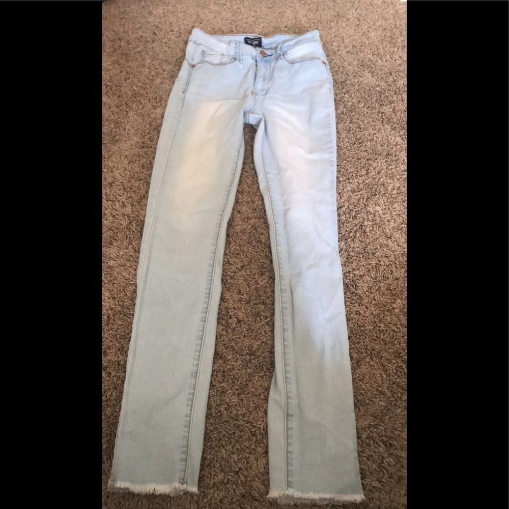 Light blue butt lift jeans